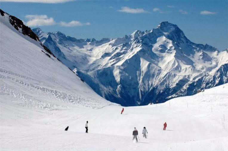 Hotel Eliova Le Chaix Alpe d'Huez Εξωτερικό φωτογραφία